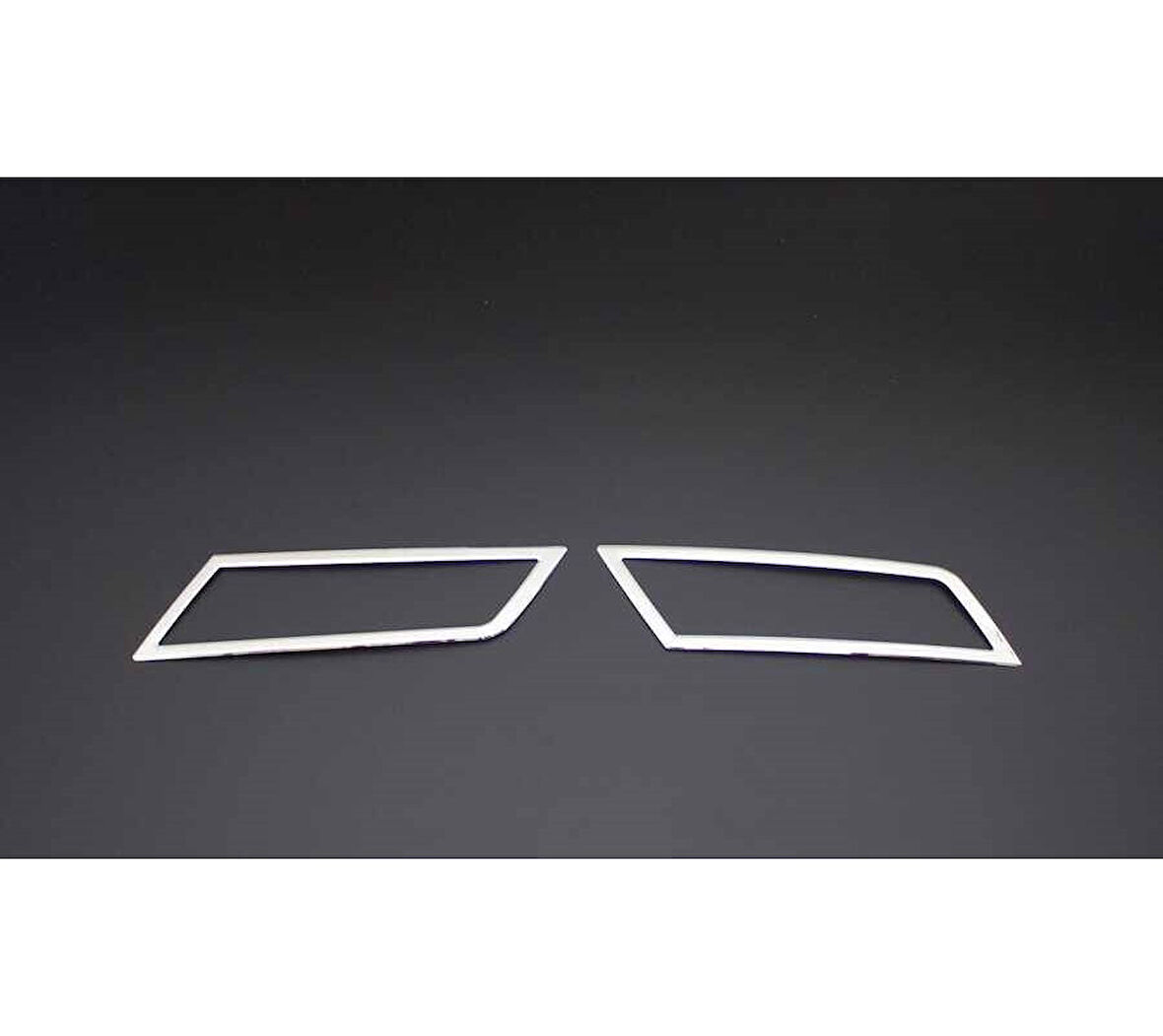 Sis Far Çerçevesi Krom 2 Parça Superb-3 B7 SD 2015-2019 Arası Modeller İçin