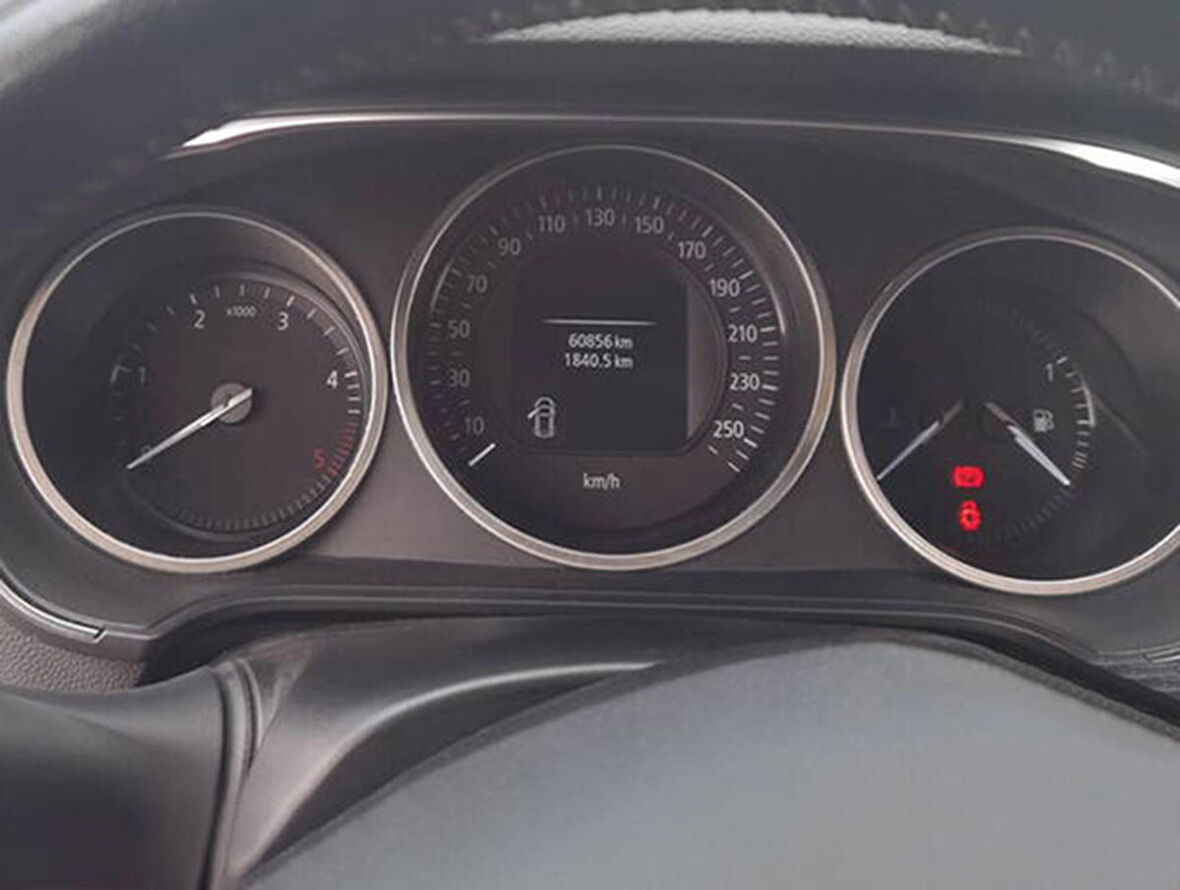 Kadran Çerçevesi Krom Extra Kalite 3 Parça Megane HB 5D 2016 Ve Sonrası Modeller İçin
