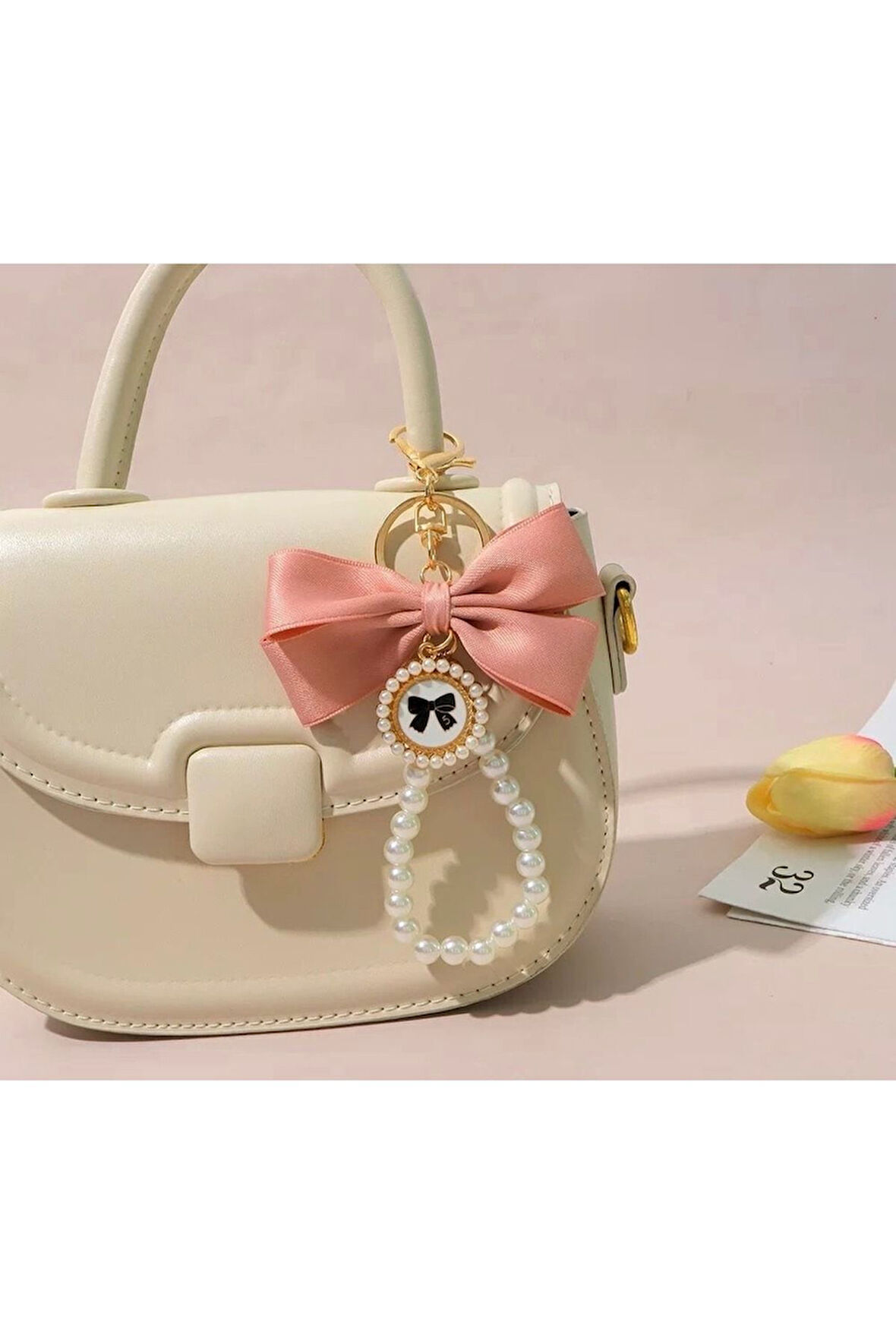 Kurdeleli İnci Çanta Charmı