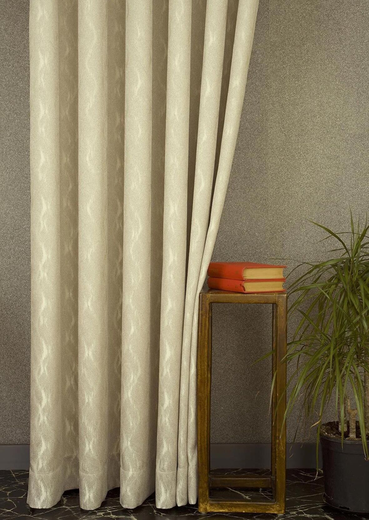 Massarelli Fon Perde Helezonik Desen Açık Bej 1-3 Sık Pile 