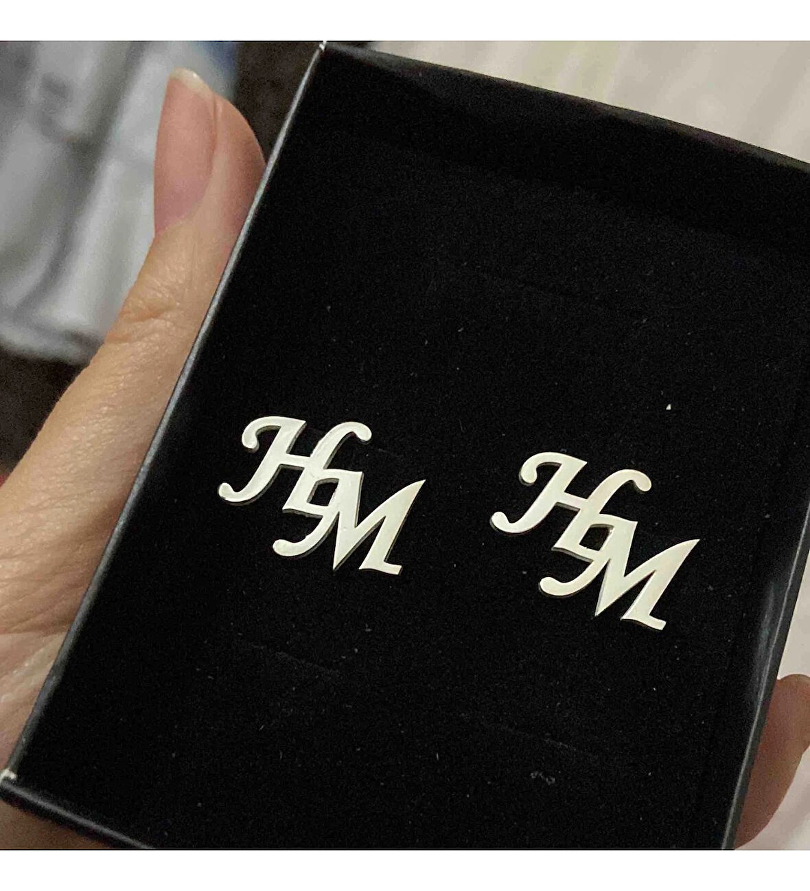 HM MODEL KOL DÜĞMESİ GÜMÜŞ KİŞİYE ÖZEL