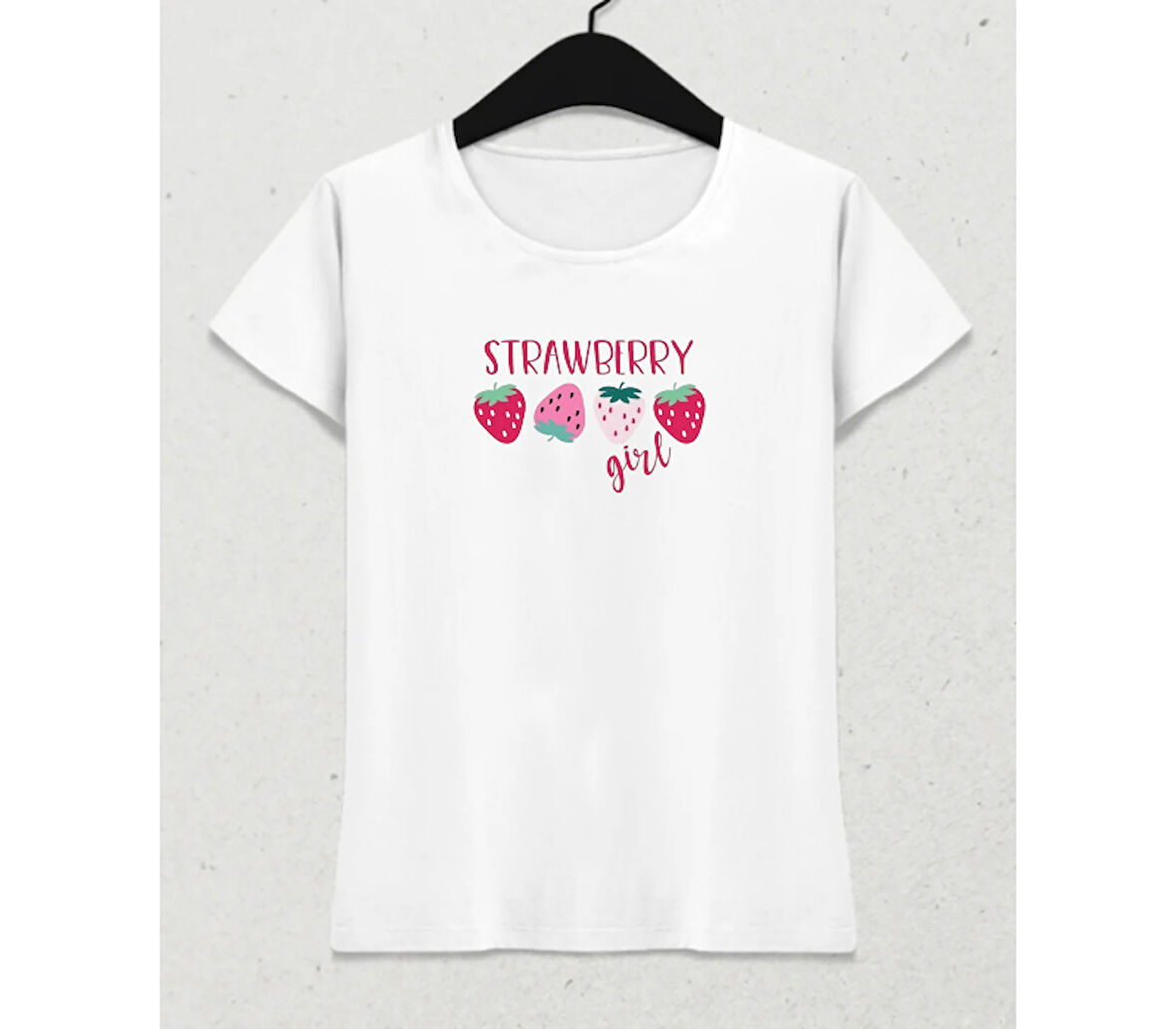 Strawberry Girl – Feminine Fit T-Shirt Beyaz