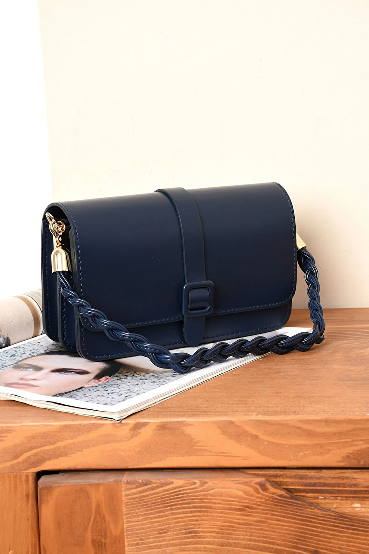 Kadın 2 Bölmeli  Elden Tutmalı Omuzdan Asmalı  Şık Kaliteli Çanta