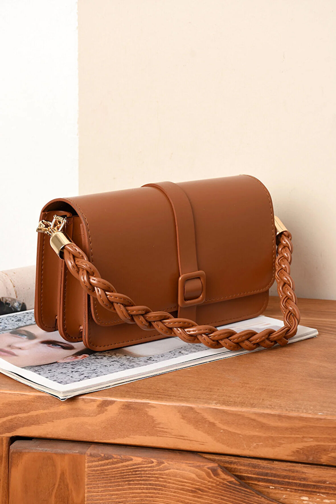 Kadın 2 Bölmeli  Elden Tutmalı Omuzdan Asmalı  Şık Kaliteli Çanta