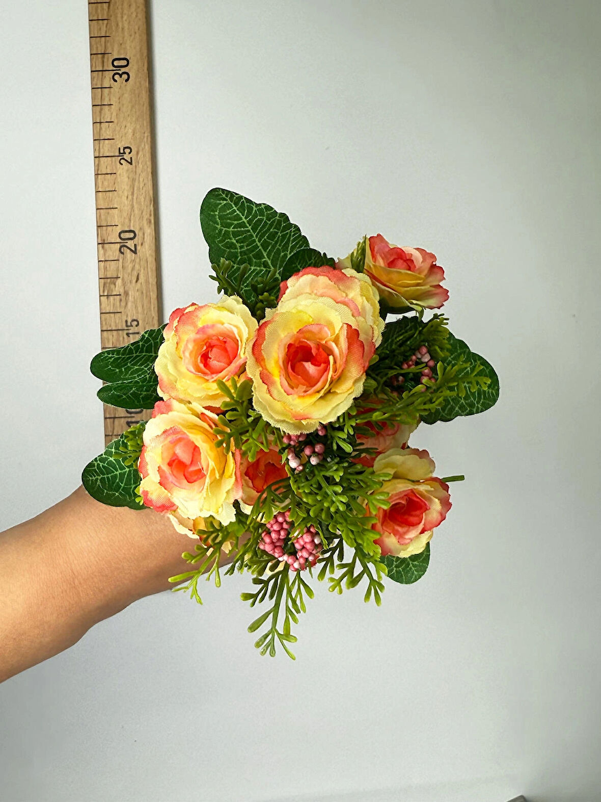Yapay Yaban Gülü Gülen Yüz Çiçeği Küçük Demet - Yapay Çiçek - El Çiçeği - Plastik Çiçek - 30cm
