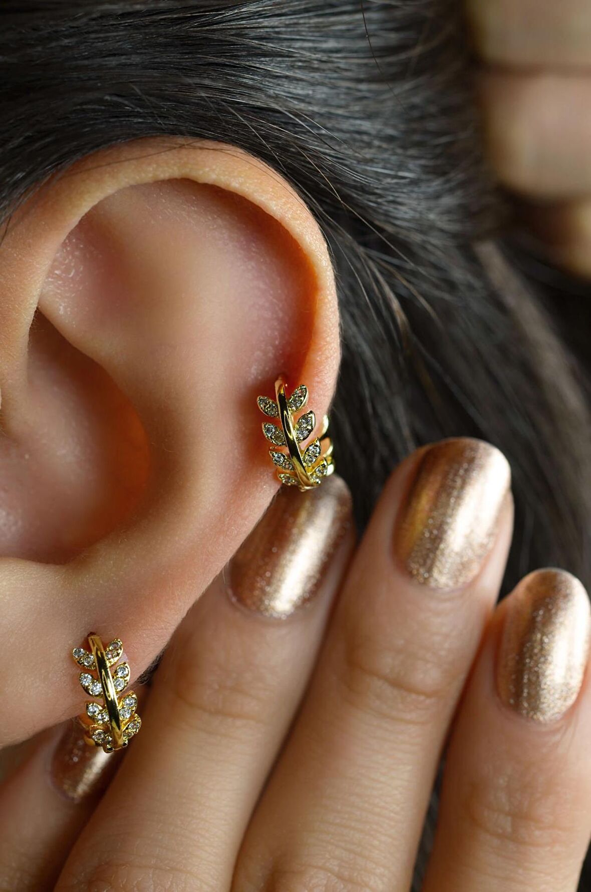 Yaprak Model Piercing Helix Kıkırdak Lob Gold Renk