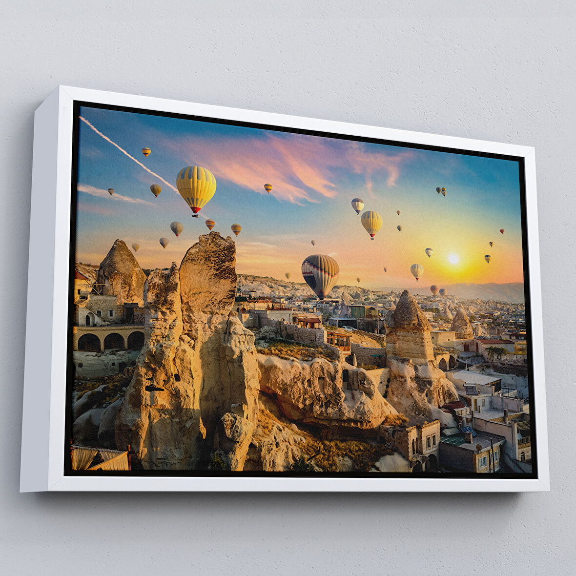 Kahverengi Çerçeveli Göreme Kapadokya Manzarası Duvar Tablosu