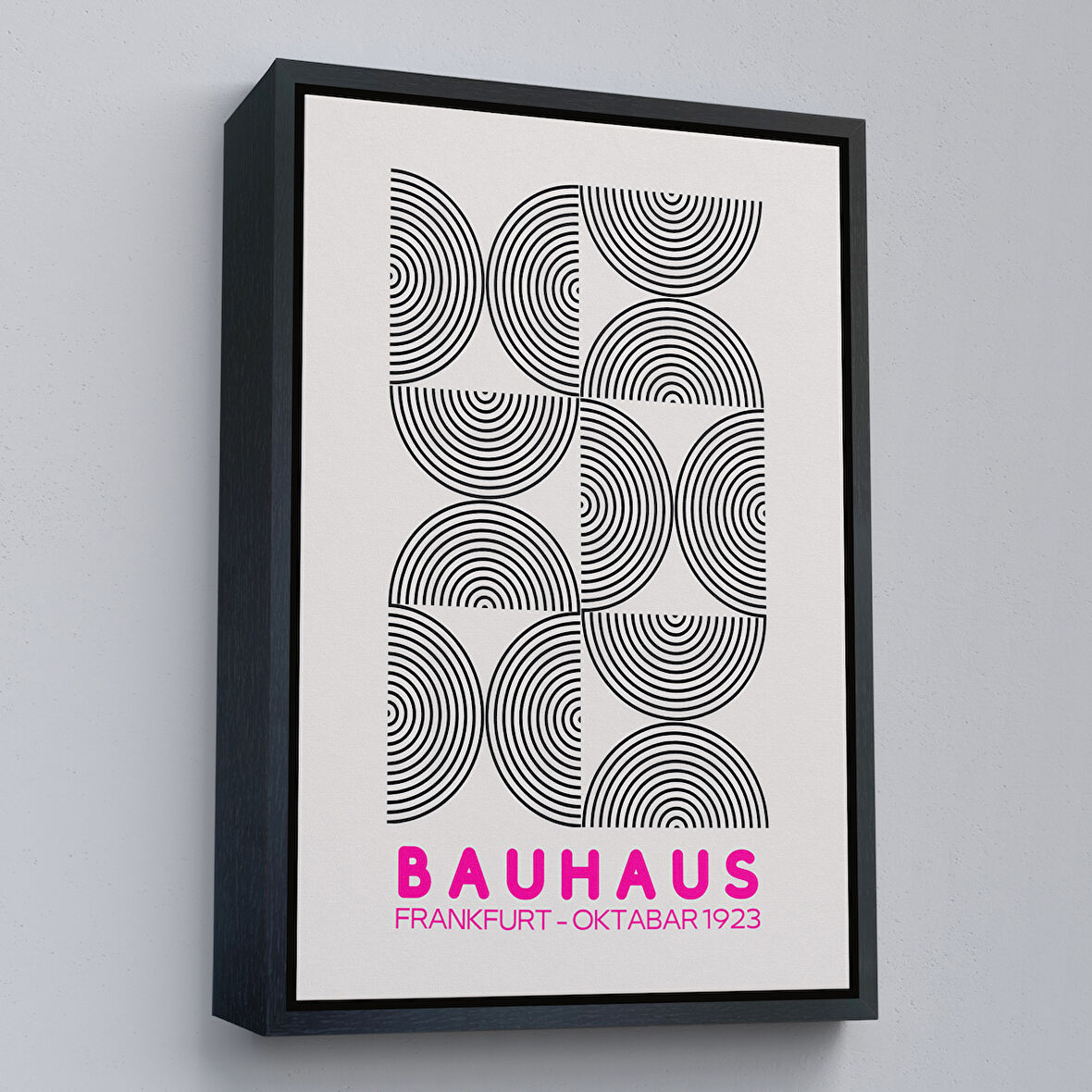 Siyah Çerçeveli Sevimli Kaplan Tablosu