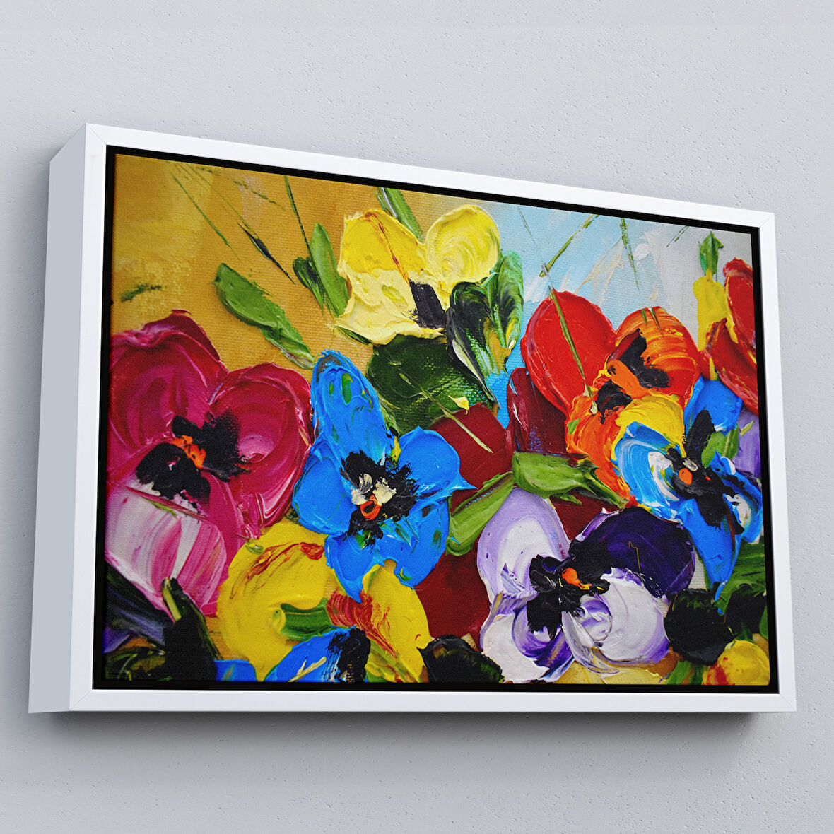 Beyaz Çerçeveli Renkli Çiçekler Yağlıboya Görünüm Dekoratif Kanvas Duvar Tablosu