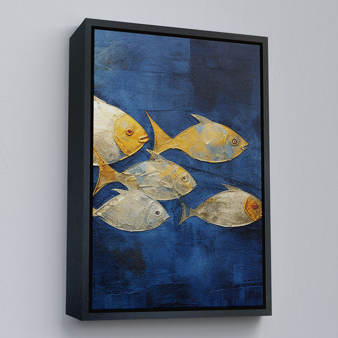 Siyah Çerçeveli Modern Altın Balıklar Tablosu
