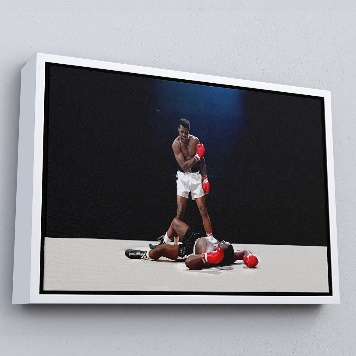 Beyaz Çerçeveli Muhammet Ali Kanvas Tablo