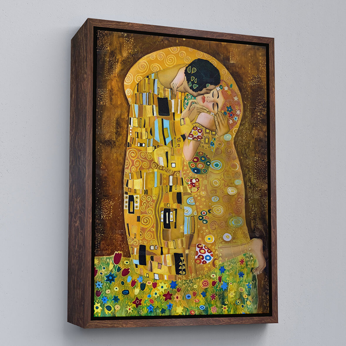 Kahverengi Çerçeveli Gustav Klimt'in The Kiss İsimli Eseri Kanvas Tablo