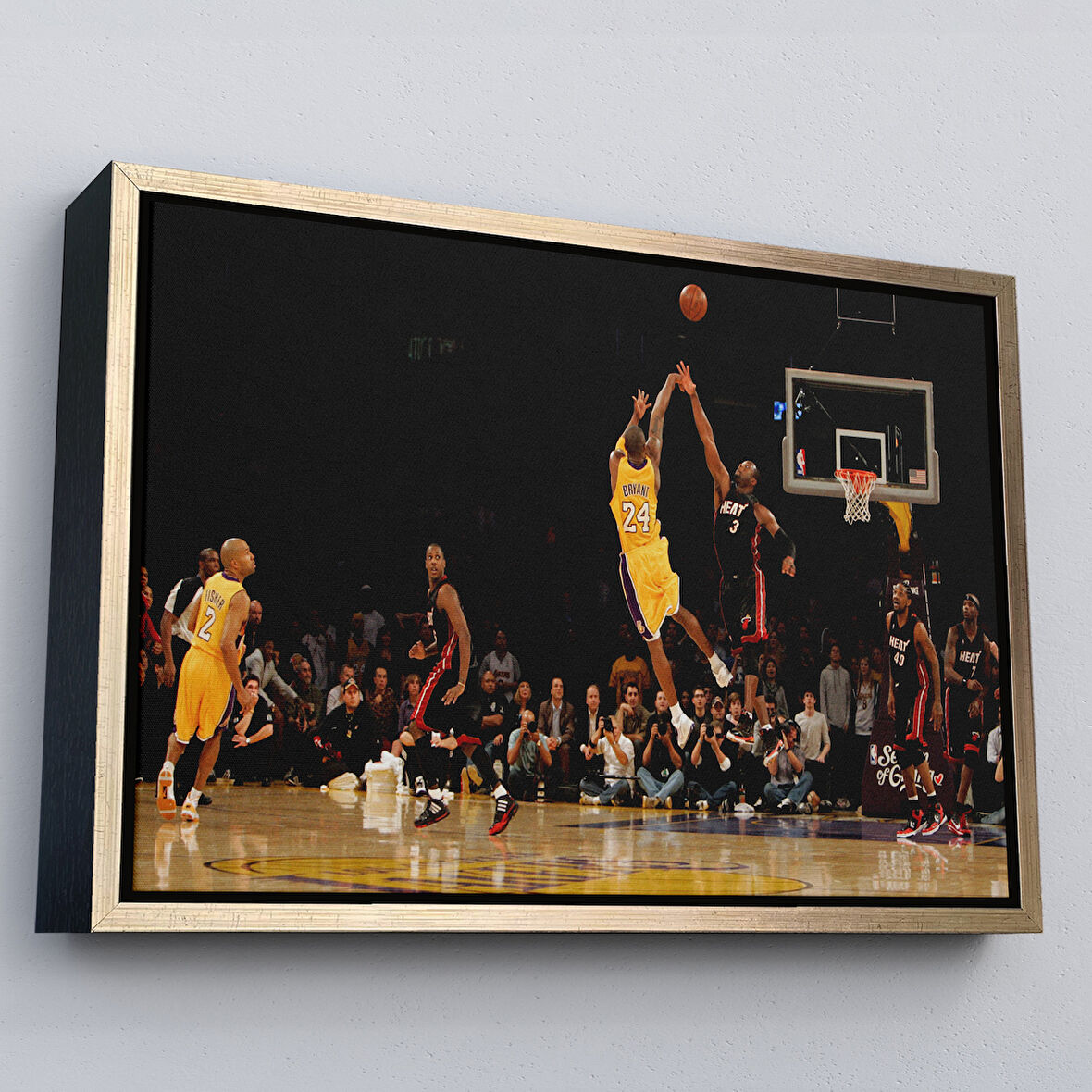 Altın Çerçeveli Kobe Bryant Los Angeles Lakers Kanvas Tablo / Black Mamba