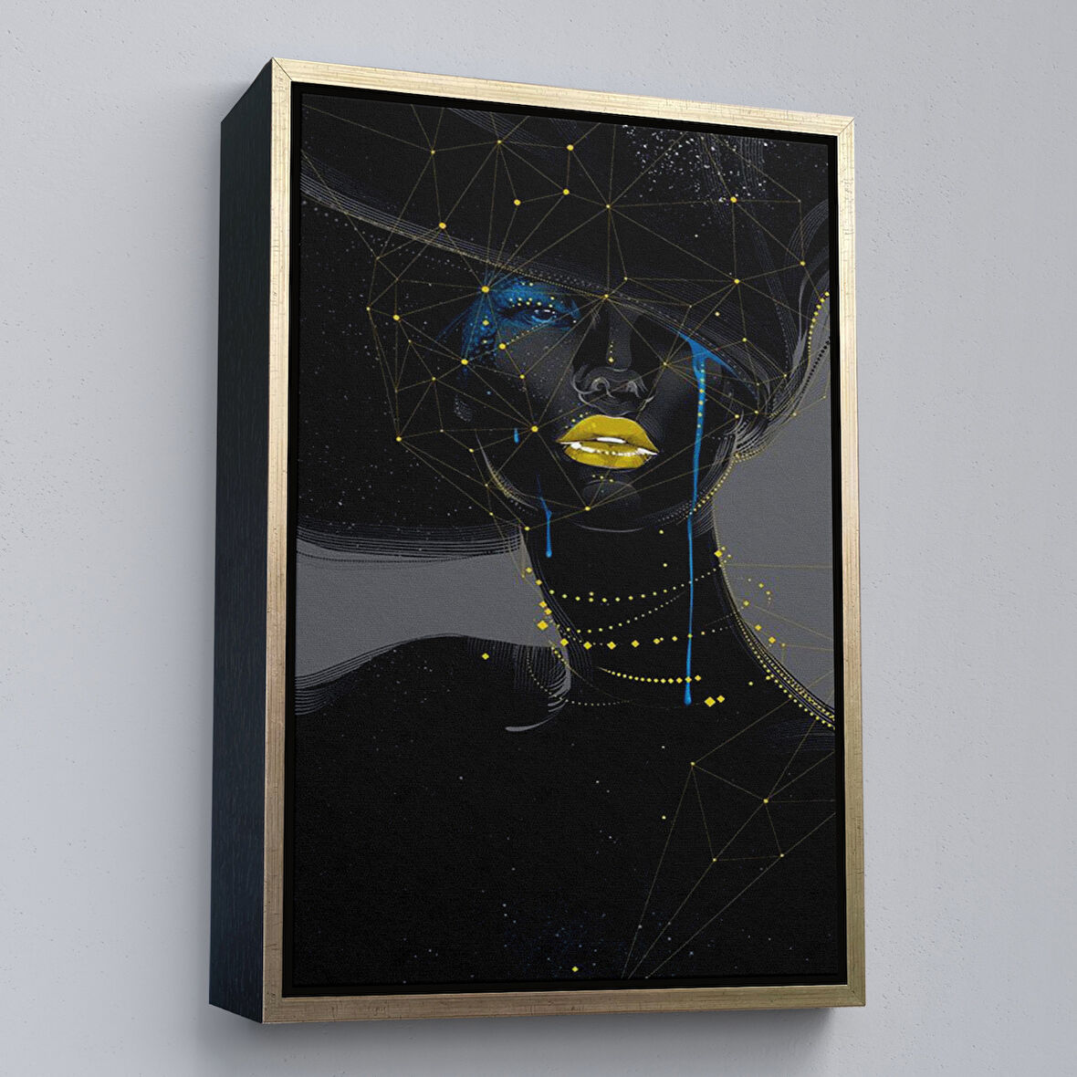 Altın Çerçeveli Sürreal Siyah Kadın Dekoratif Duvar Tablosu