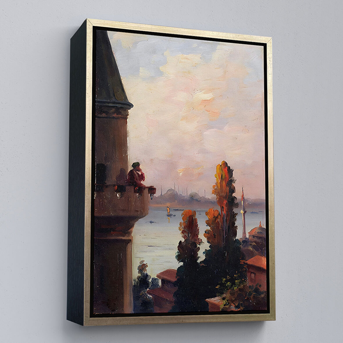 Altın Çerçeveli Galata Kulesinde Ezan Okudan Adam Duvar Tablo