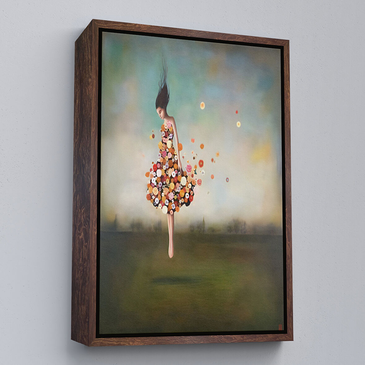 Kahverengi Çerçeveli Yerden Yükselen Çiçek Kıyafetli Kadın Tablosu
