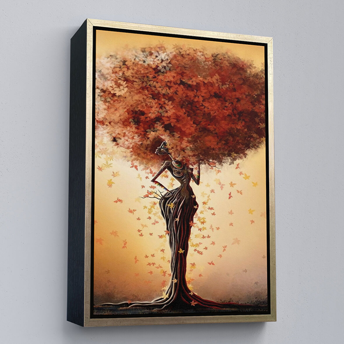Altın Çerçeveli Yaprak Saçlı Afrikalı Ağaç Kadın Duvar Tablosu