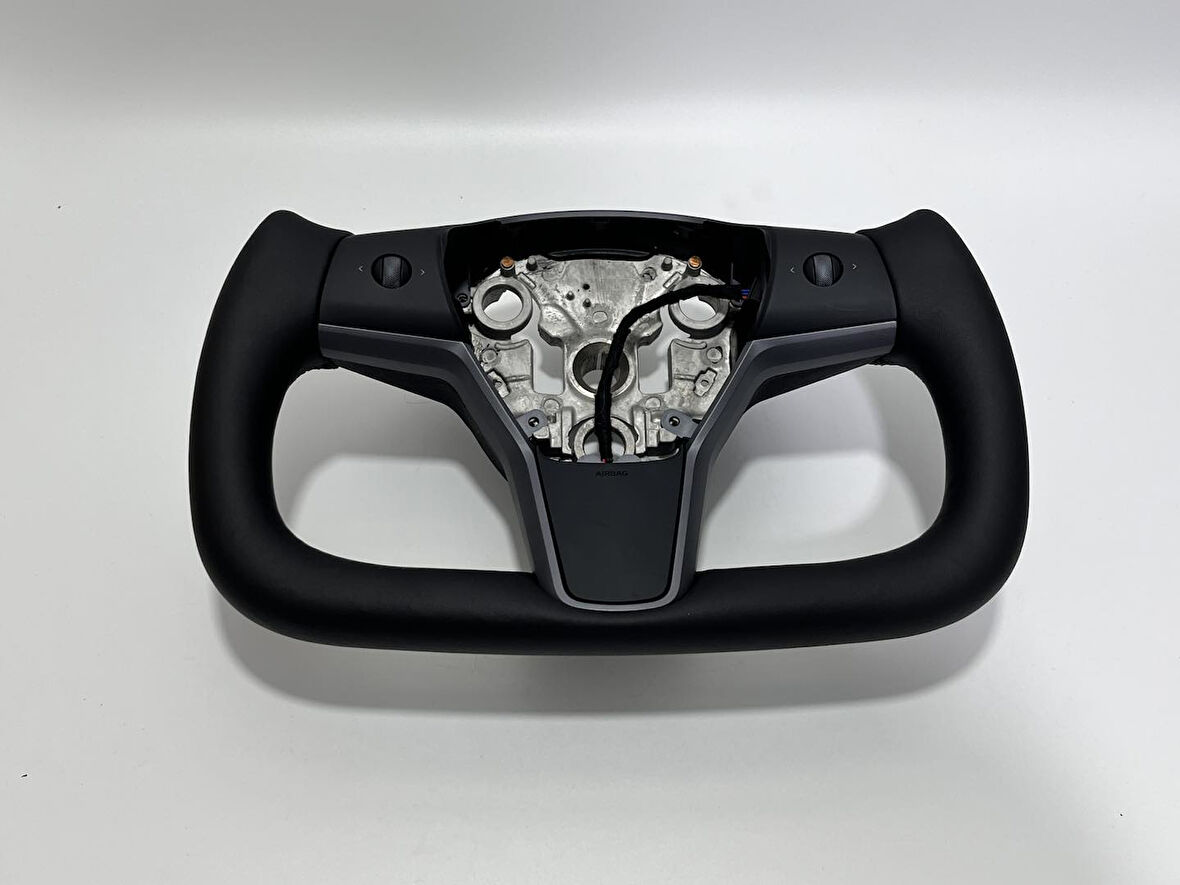 Tesla Model 3/Y Yoke Direksiyon Simidi