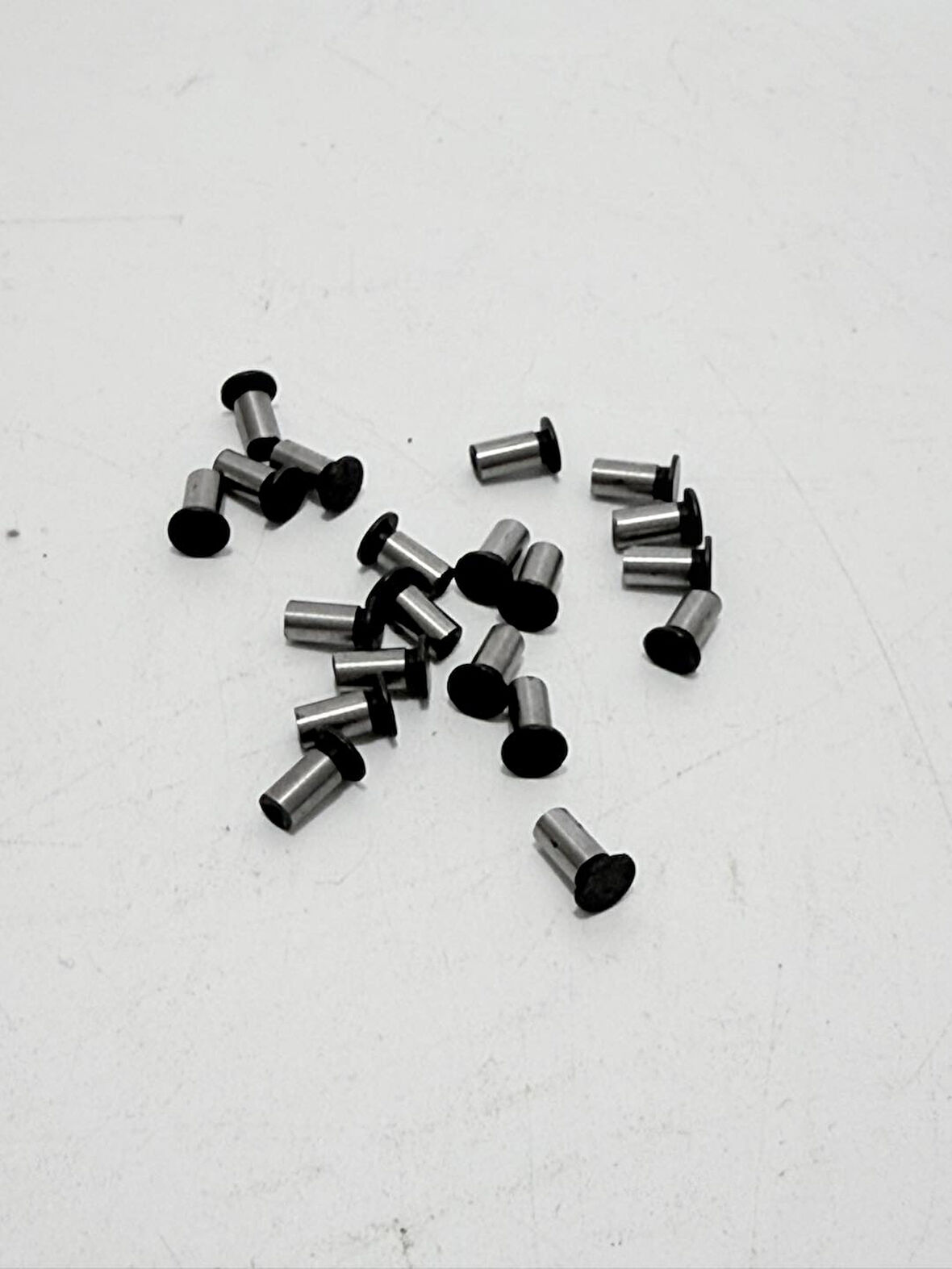 Eldiven Örgü Makinesi Pimi 6,5x4,5x2,5mm 20 Adet
