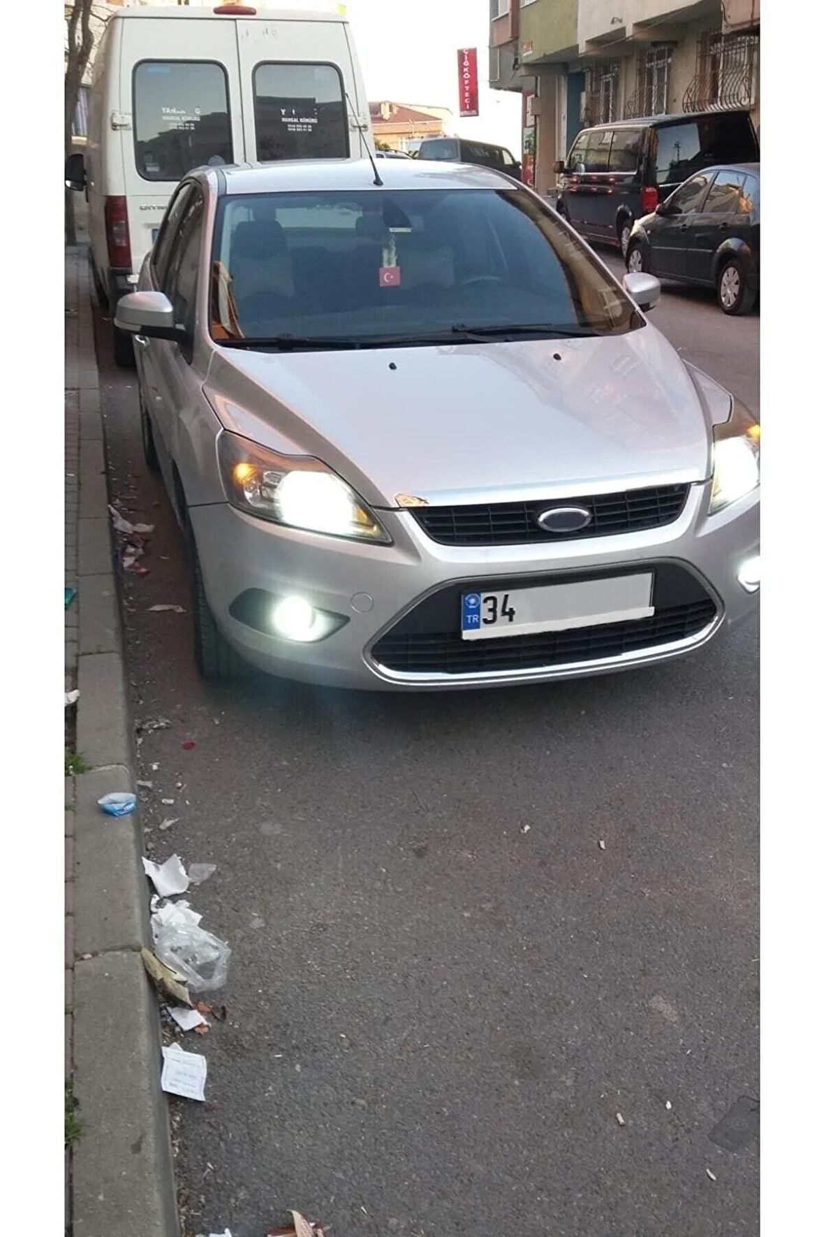 Focus 2 Makyajlı Kısa Farlar Için Uyumlu Şimşek Etkili Led Xenon Beyaz Far Ampulü