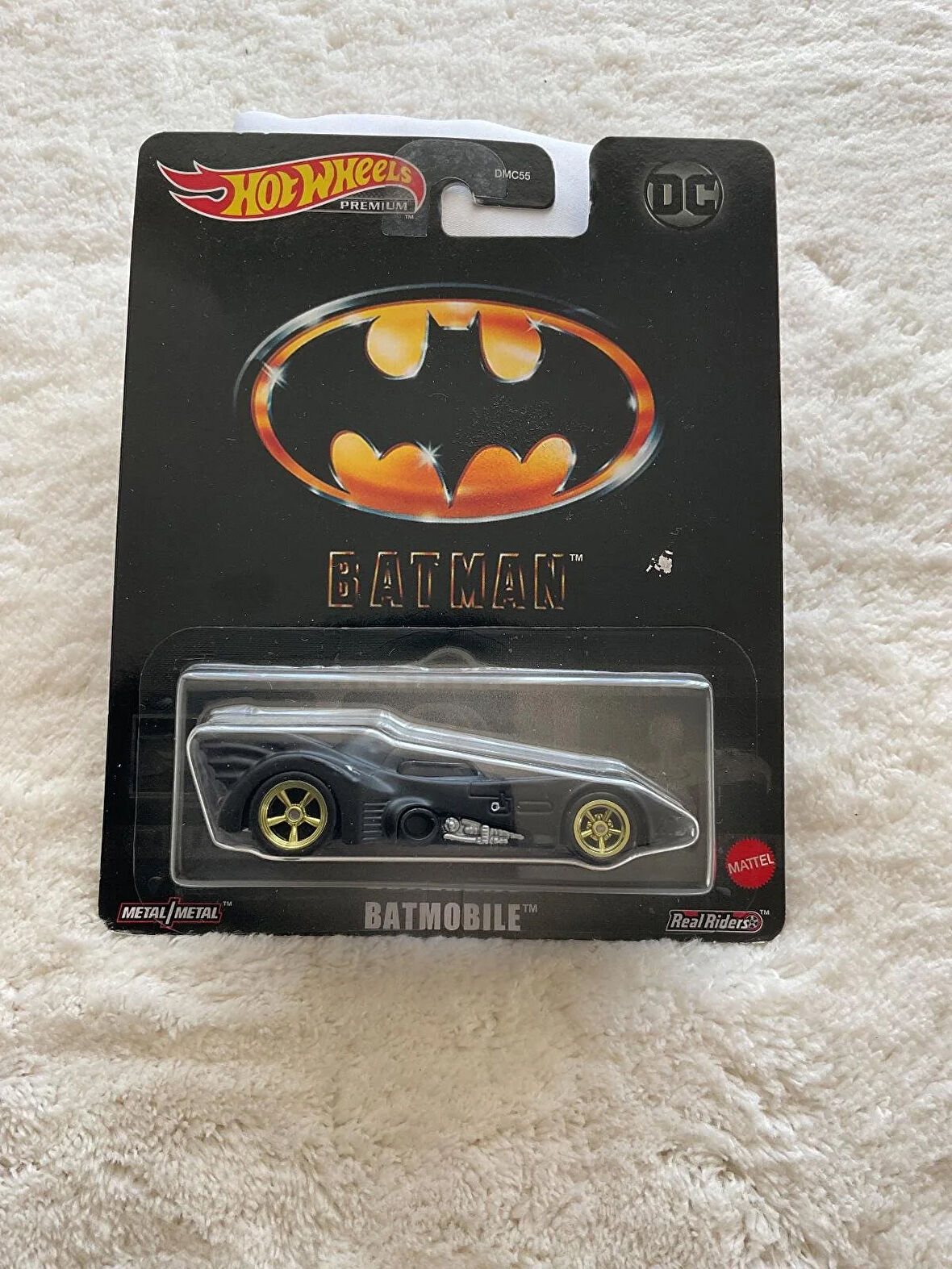 HOT WHEELS - BATMOBILE (PREMIUM)