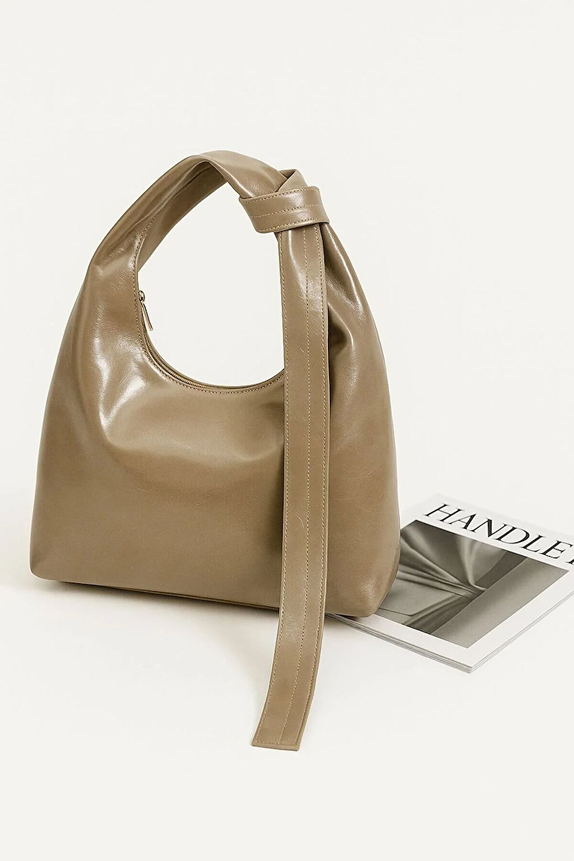 Lüks Parlak Omuz ve El Çantası – Düğüm Sap Detaylı