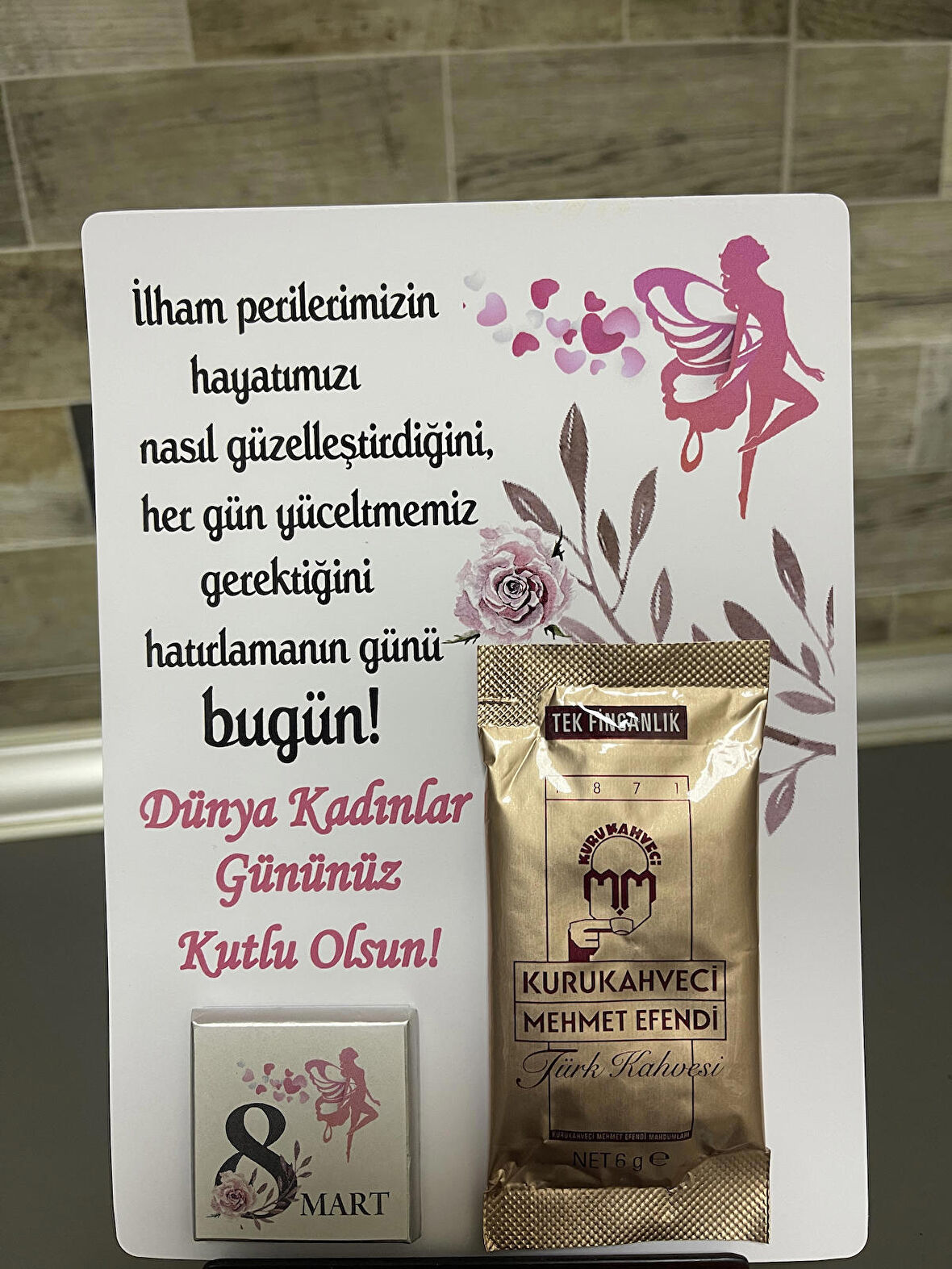 8 Mart Kadınlar Günü Hediye Notu Kahve ve Çikolatalı 5li Paket