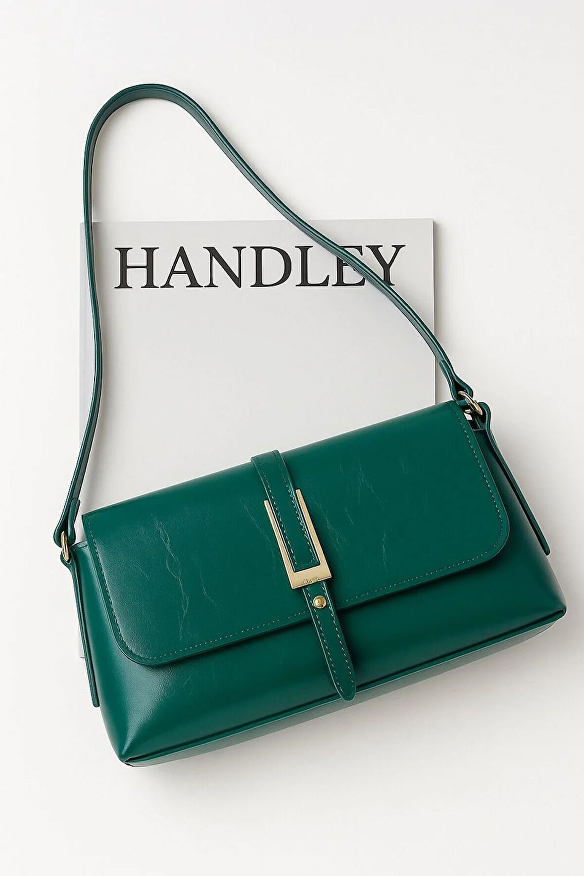 Lüks Toka Detaylı Parlak Deri Omuz & El Çantası