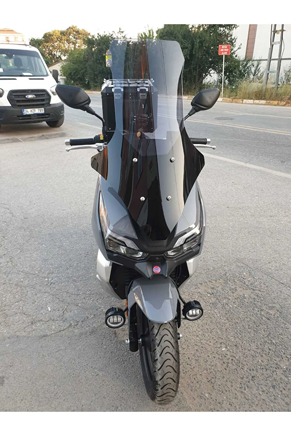 Honda Pcx Siperlik Ön Cam 2018 2020 Model 65cm Açıkfüme Renkli 4mm ORTA BOYLU CAM