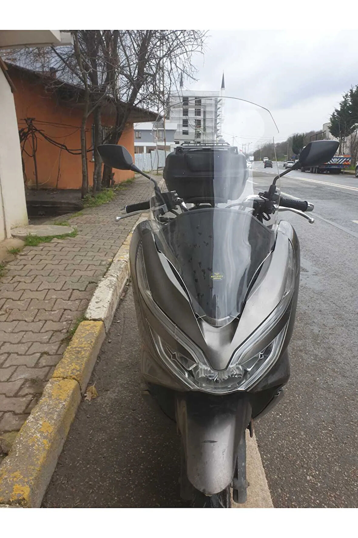 Honda Pcx Siperlik Ön Cam 2018 2020 Model 65cm Şeffaf Renkli 4mm ORTA BOYLU CAM