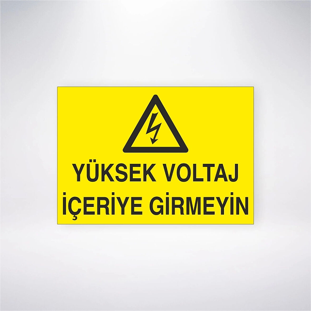 Yüksek Voltaj İçeriye Girmeyin Sticker 20X28 Cm