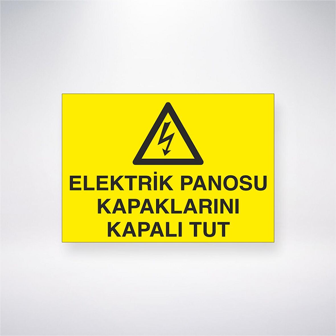 Elektrik Panosu Kapaklarını Kapalı Tut