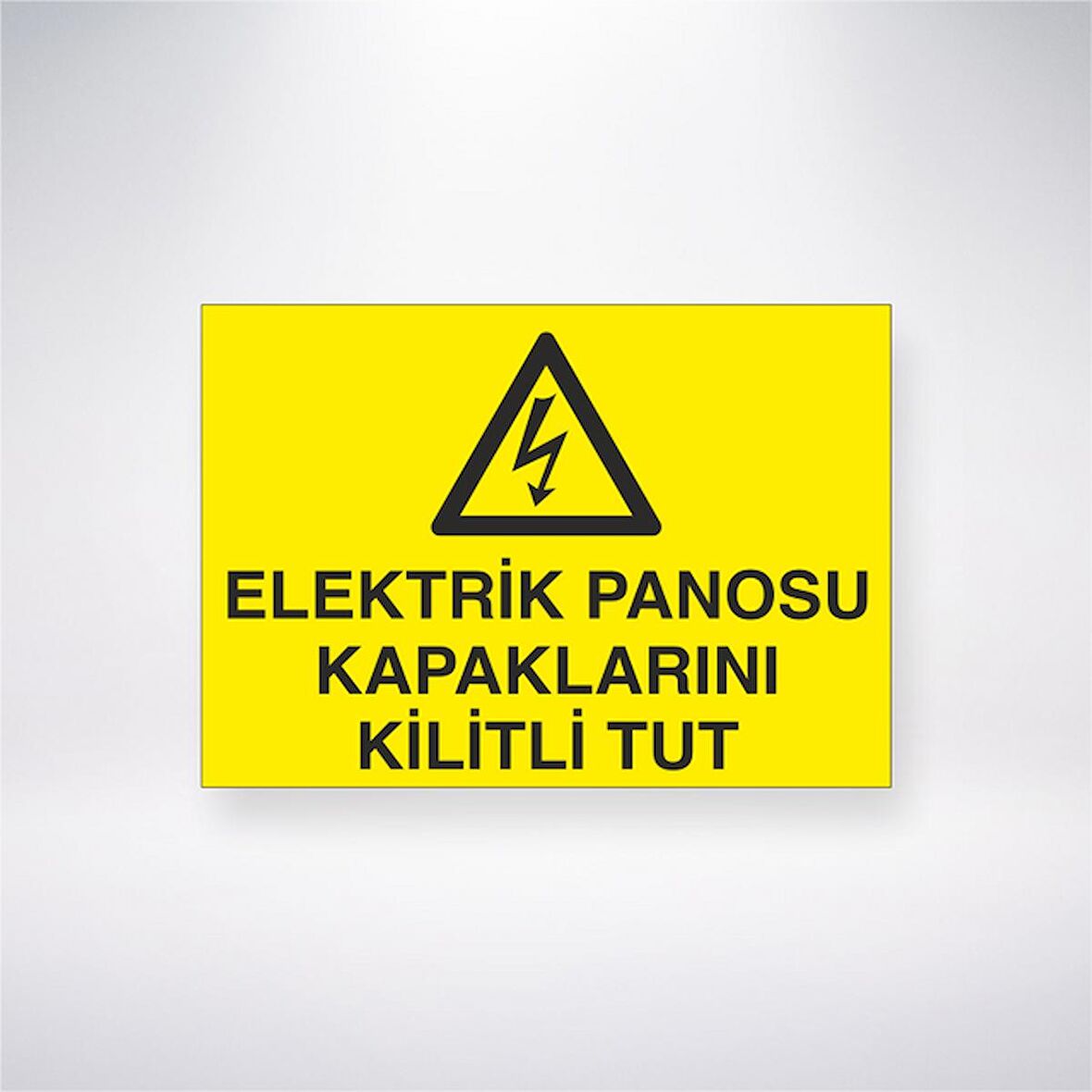 Elektrik Panosu Kapaklarını Kilitli Tut