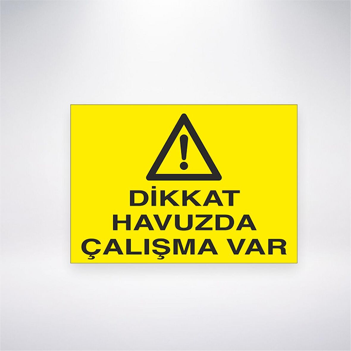 Dikkat Havuzda Çalışma Var