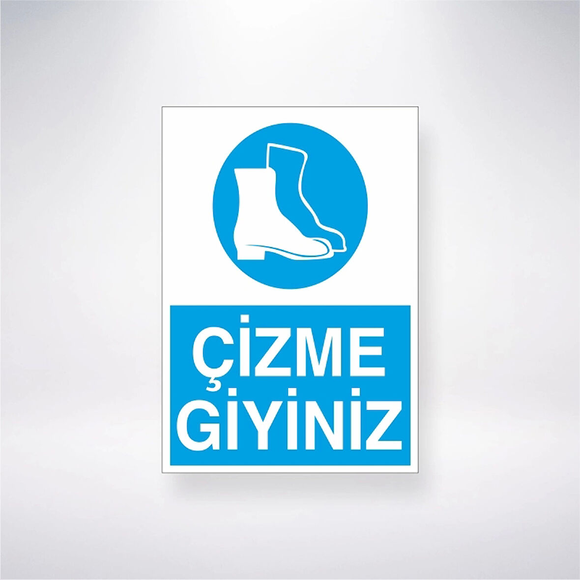 Çizme Giyiniz Sticker 20X28 Cm