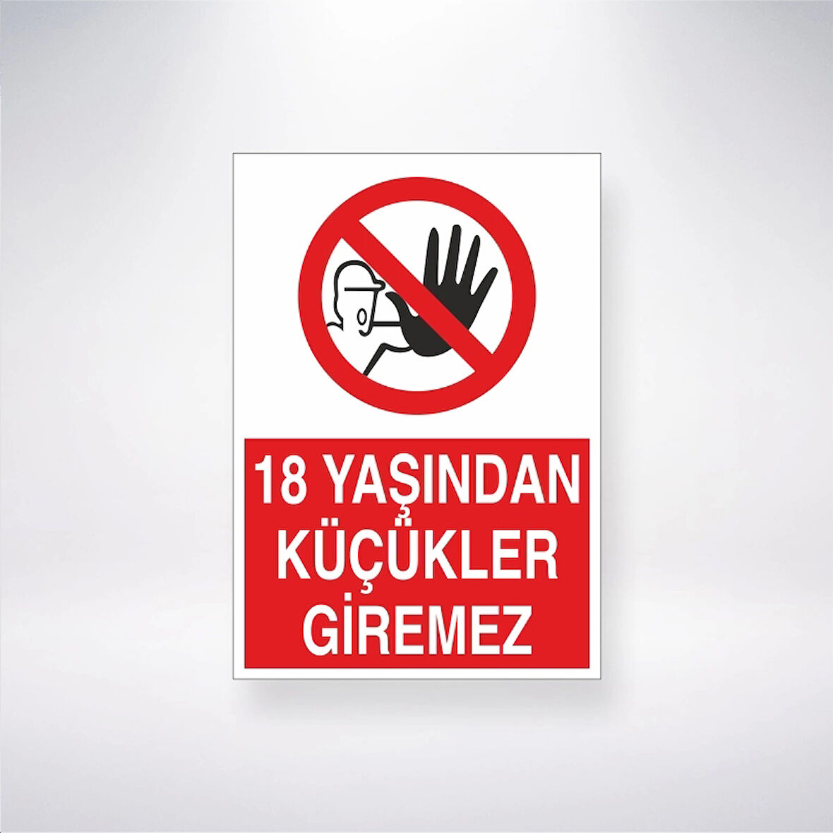 18 Yaşından Küçükler Giremez Sticker 20X28 Cm