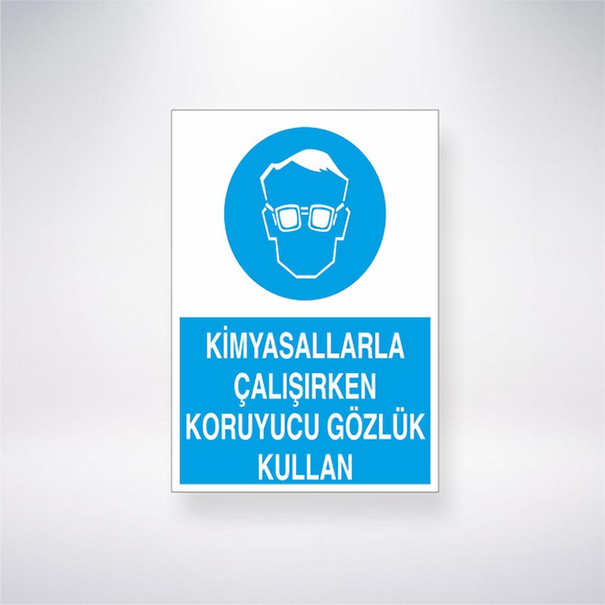 Kimyasallarla Çalışırken Koruyucu Gözlük Kullan 21x35 Arkası Yapışkanlı Levha