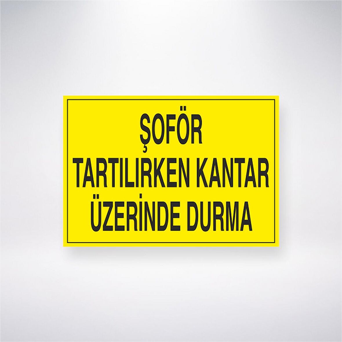 Şoför Tartılırken Kantar Üzerinde Durma