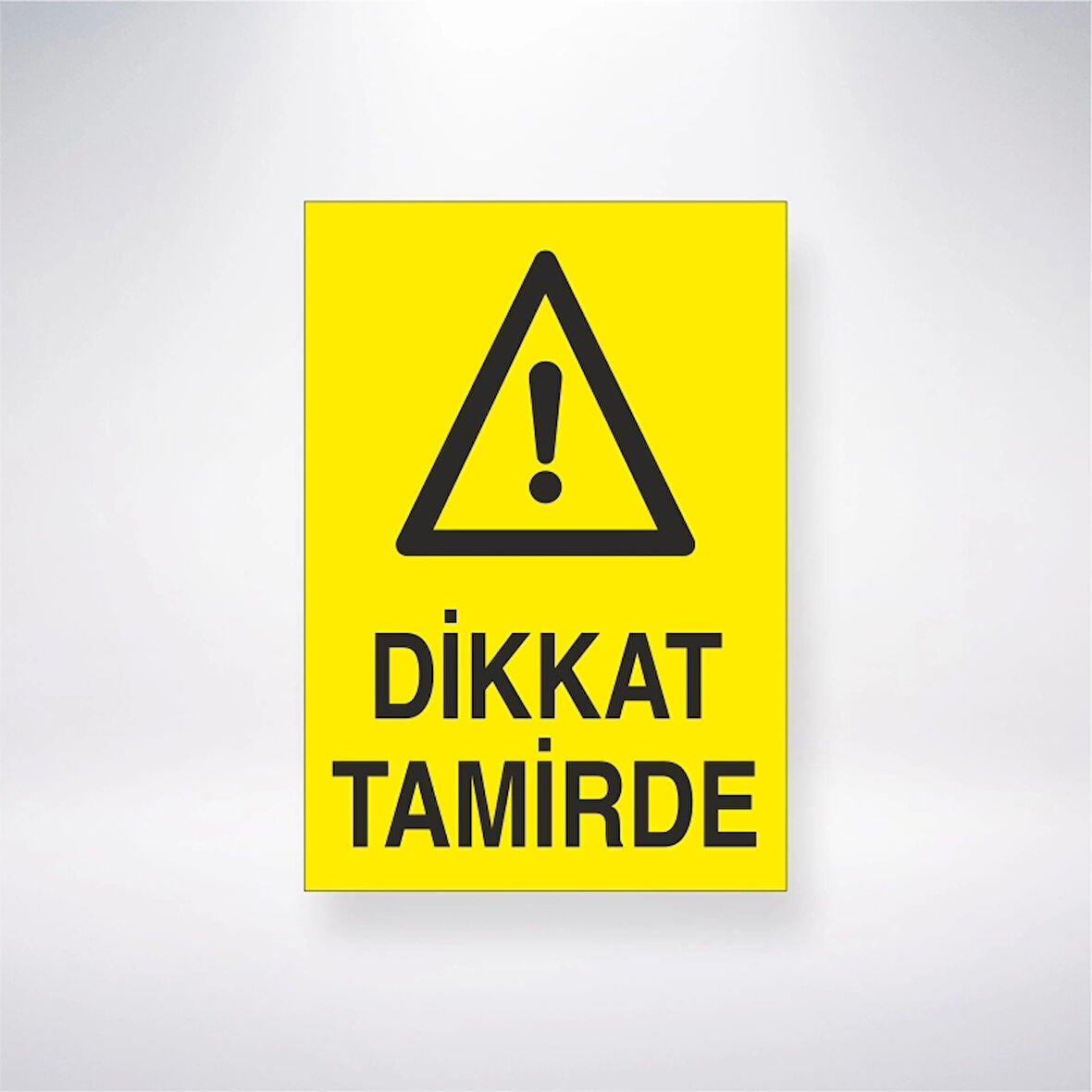 Dikkat Tamirde Sticker 20X28 Cm