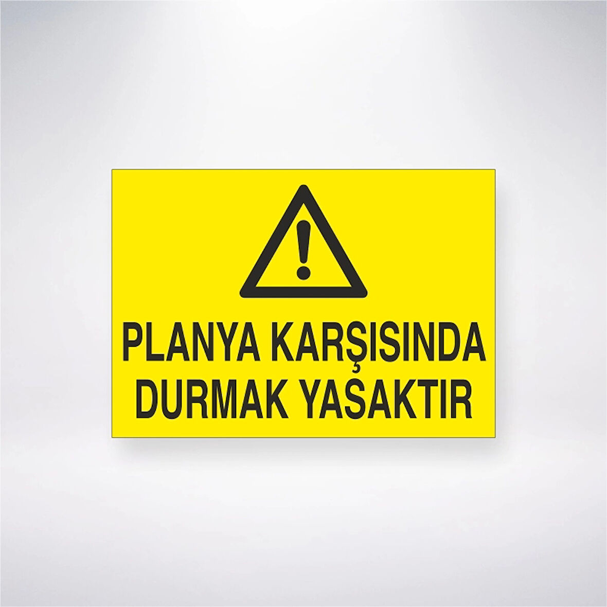 Planya Karşısında Durmak Yasaktır Sticker 20X28 Cm