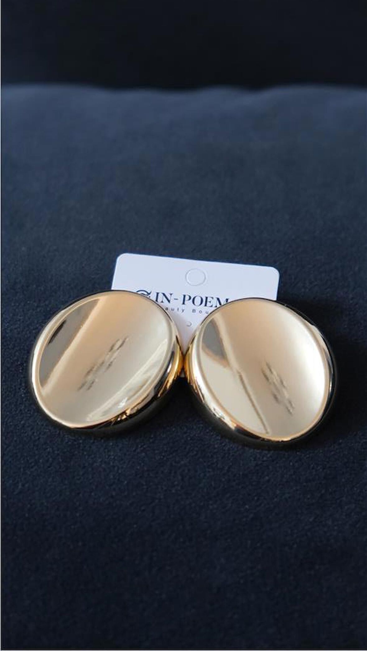 Oval Çukur Gold Küpe