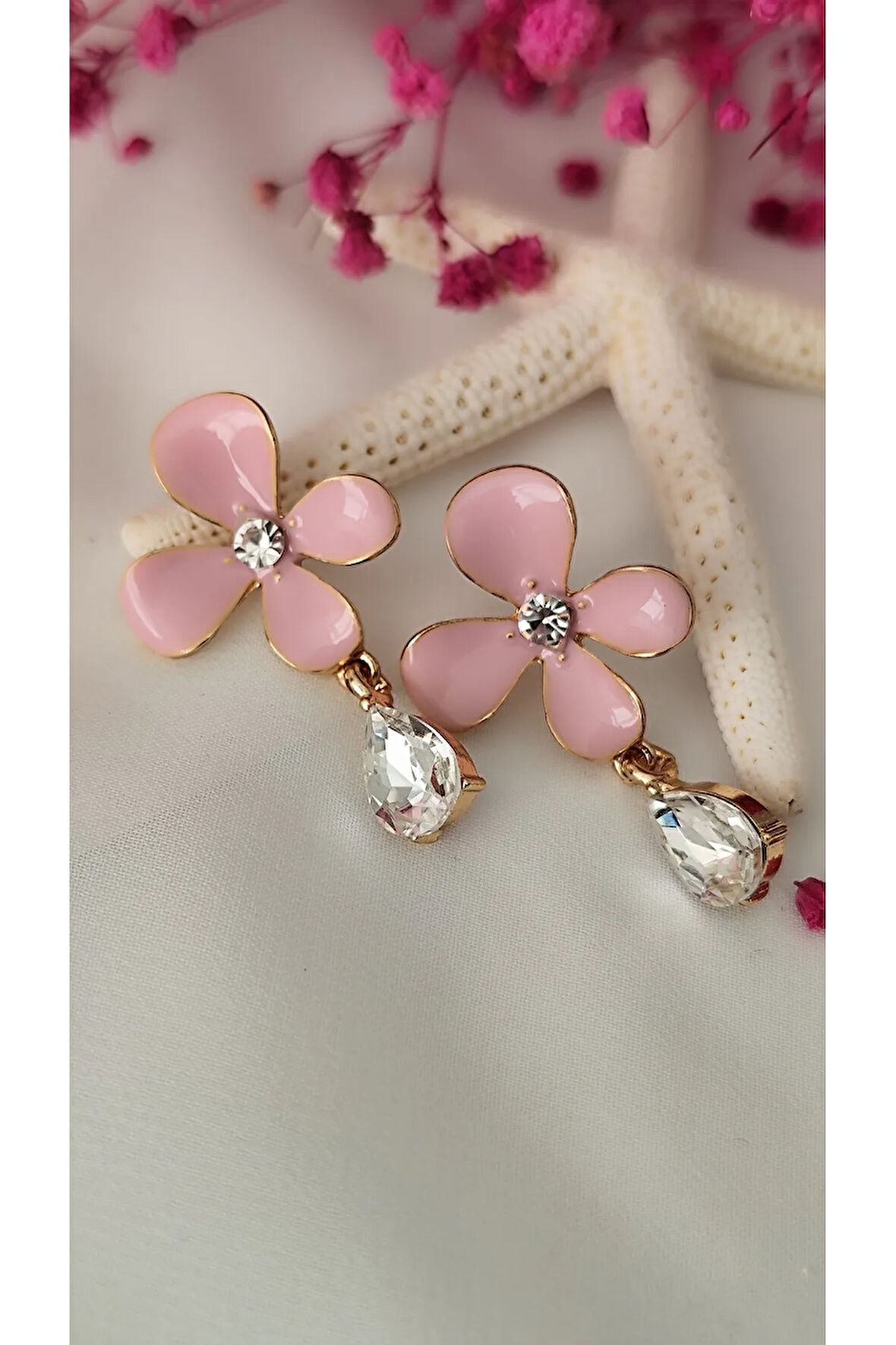 DAMLA TAŞLI ÇİÇEK METAL PEMBE KÜPE