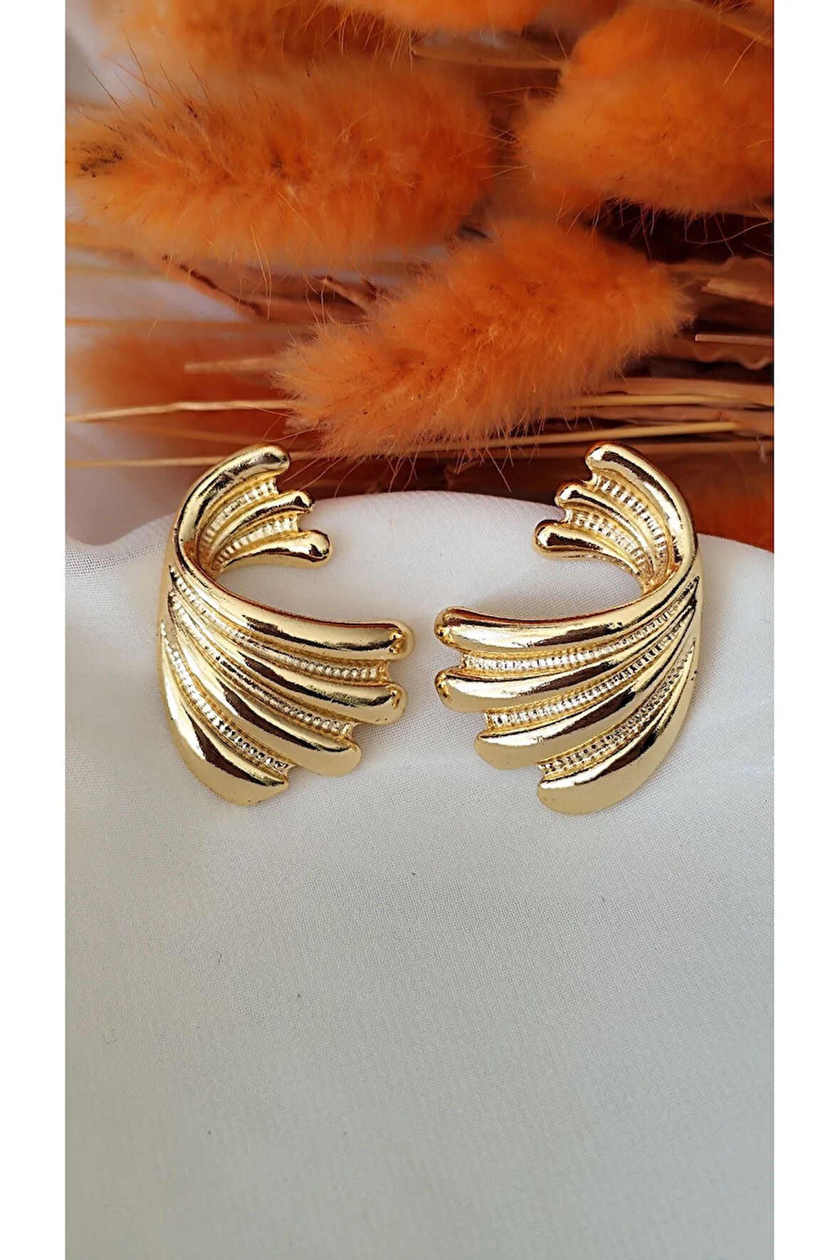 TAVUS KABARTMA METAL GOLD KÜPE