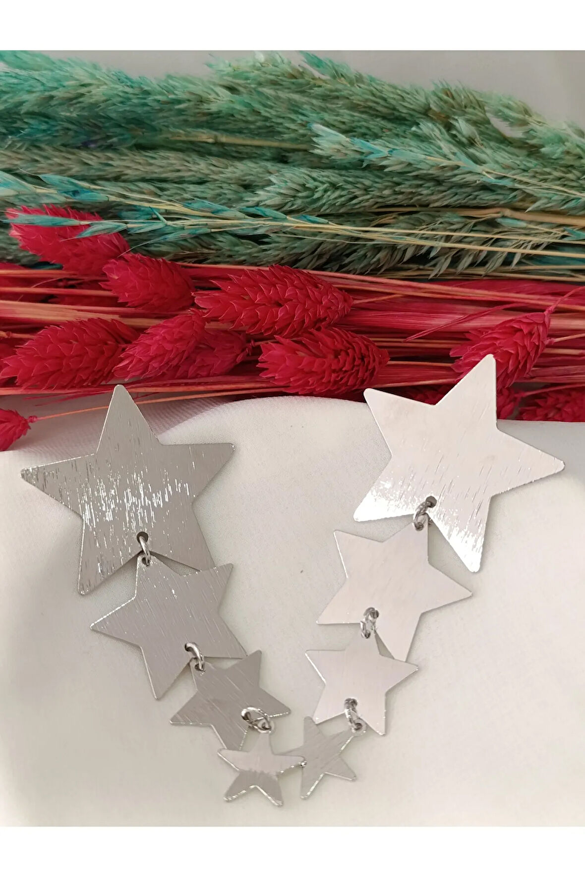 ÇOKLU YILDIZ SARKIT METAL SİLVER KÜPE