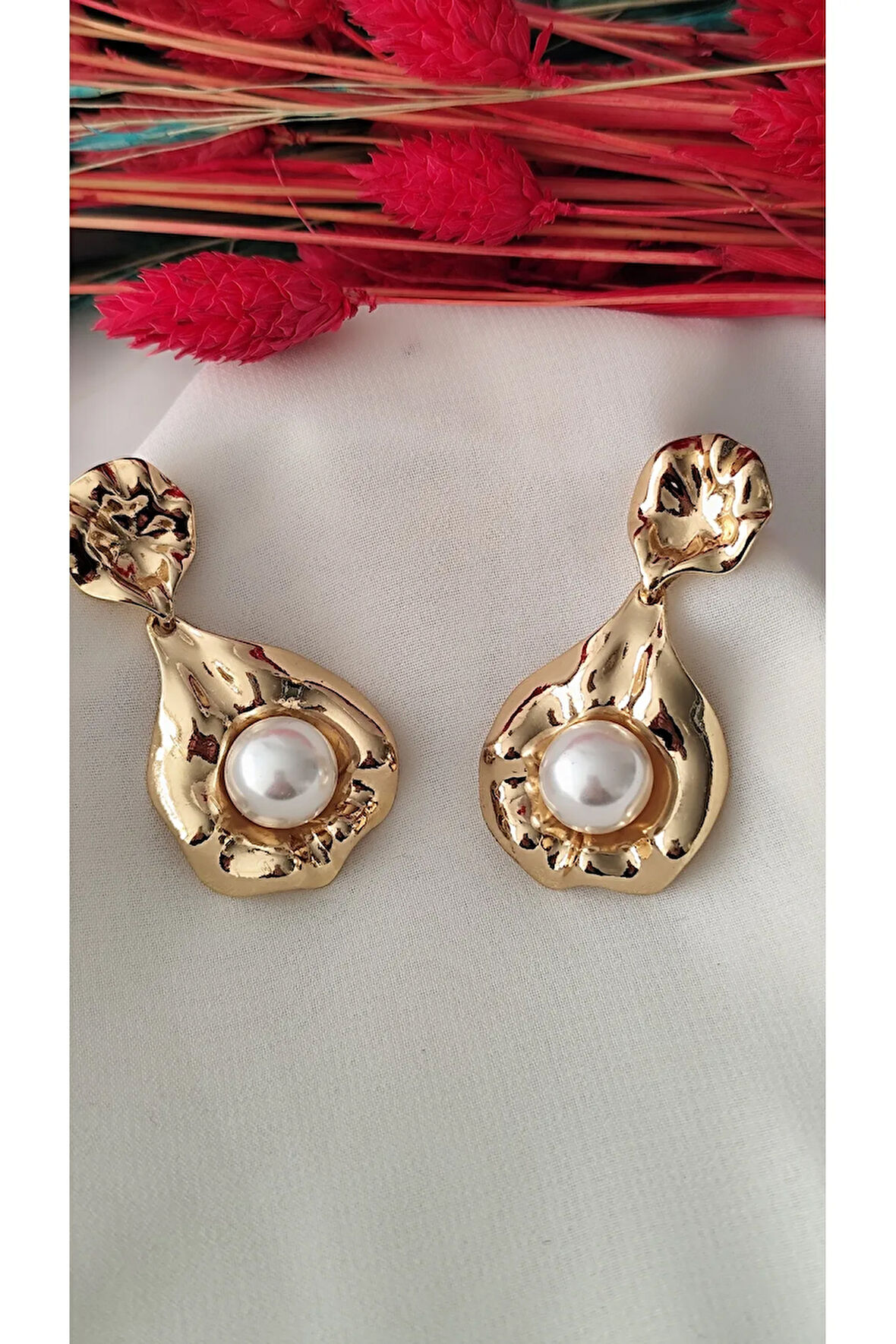İNCİLİ YAPRAK METAL GOLD KÜPE
