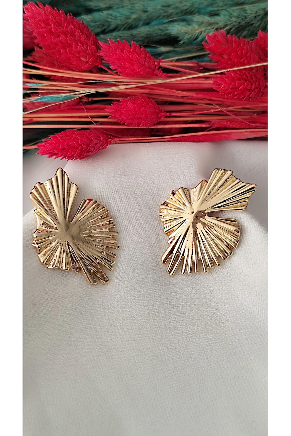 KABARTMALI METAL GOLD KÜPE