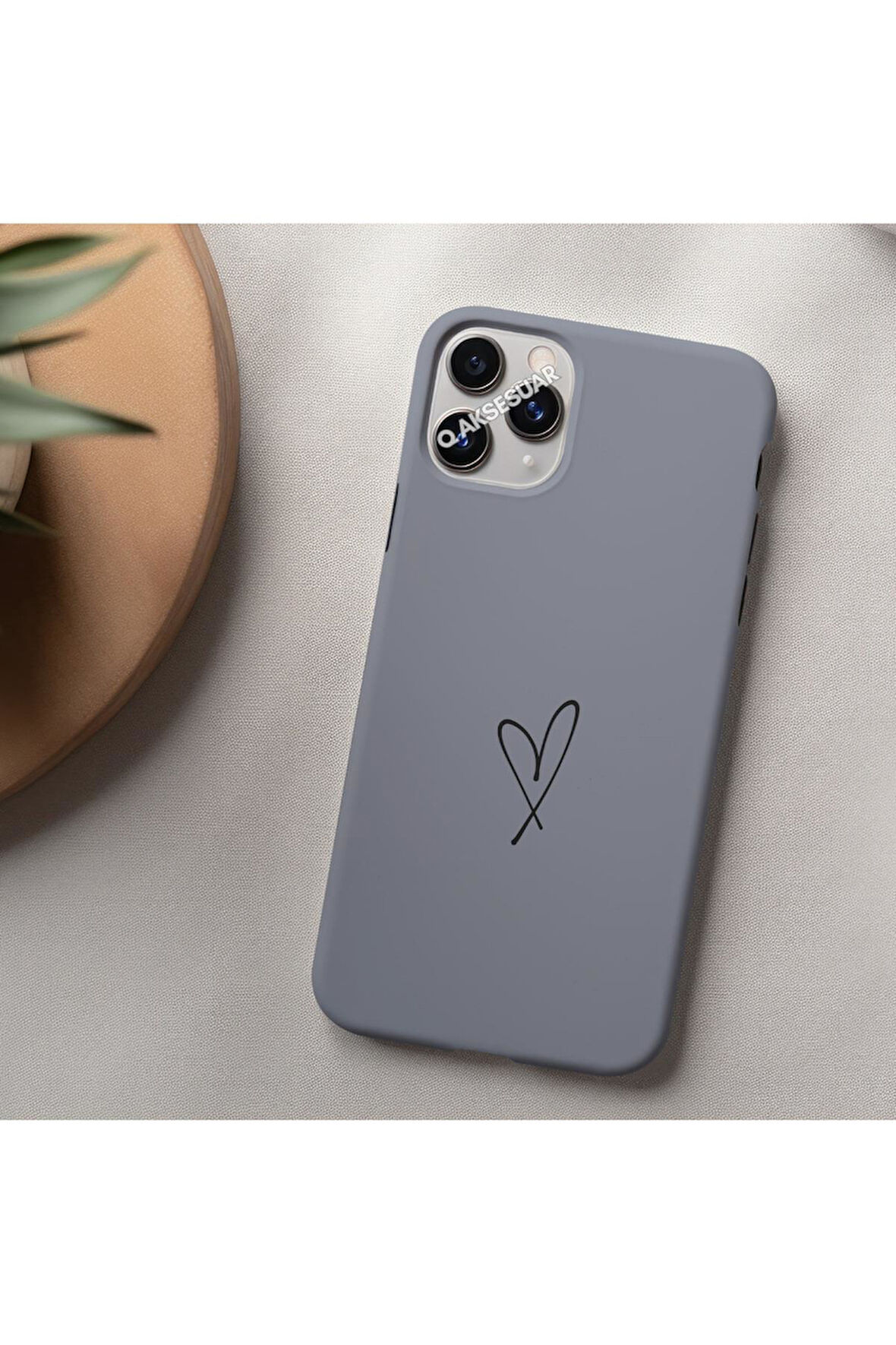 İphone 14 Uyumlu Kalpli Kılıf