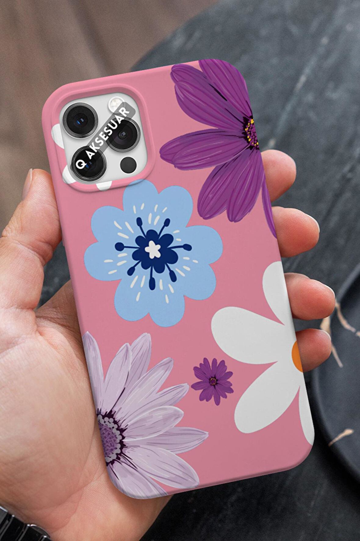 İphone 15 Uyumlu Renkli Çiçek Tasarımlı Şeker Pembe Premium Telefon Kılıfı