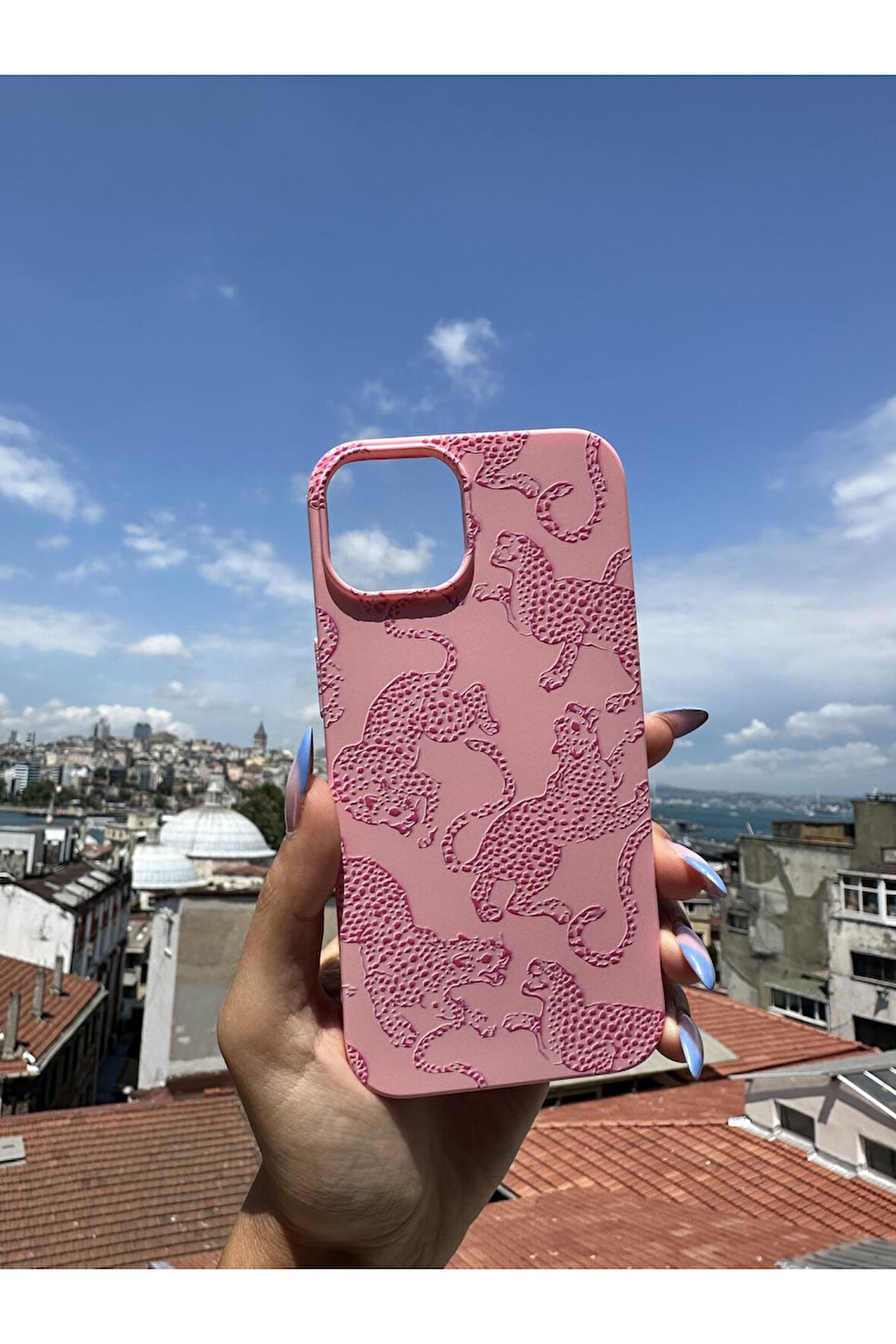 İphone SE 3.Nesil (2022) Uyumlu Leopar Tasarımlı Telefon Kılıfı - Şeker Pembe