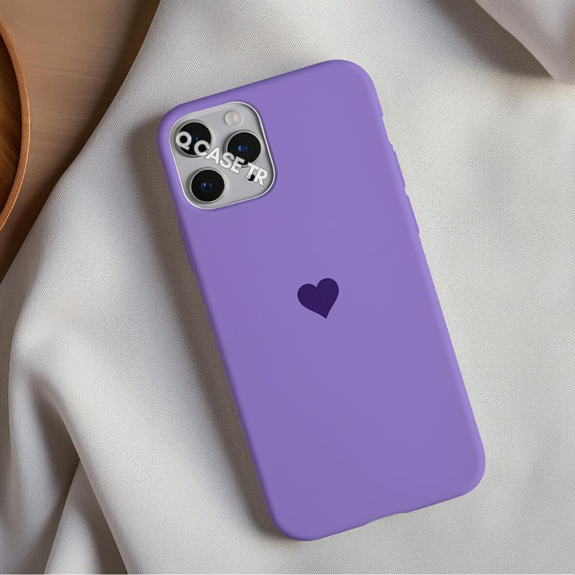 İphone XS Max Uyumlu Kalp Logolu Telefon Kılıfı